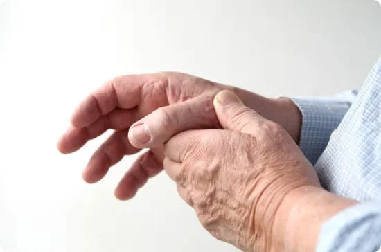 Man holding his thumb